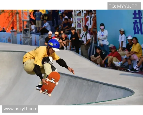 广州滑板队在运动世界滑板锦标赛中以77分领跑积分榜展现强大实力